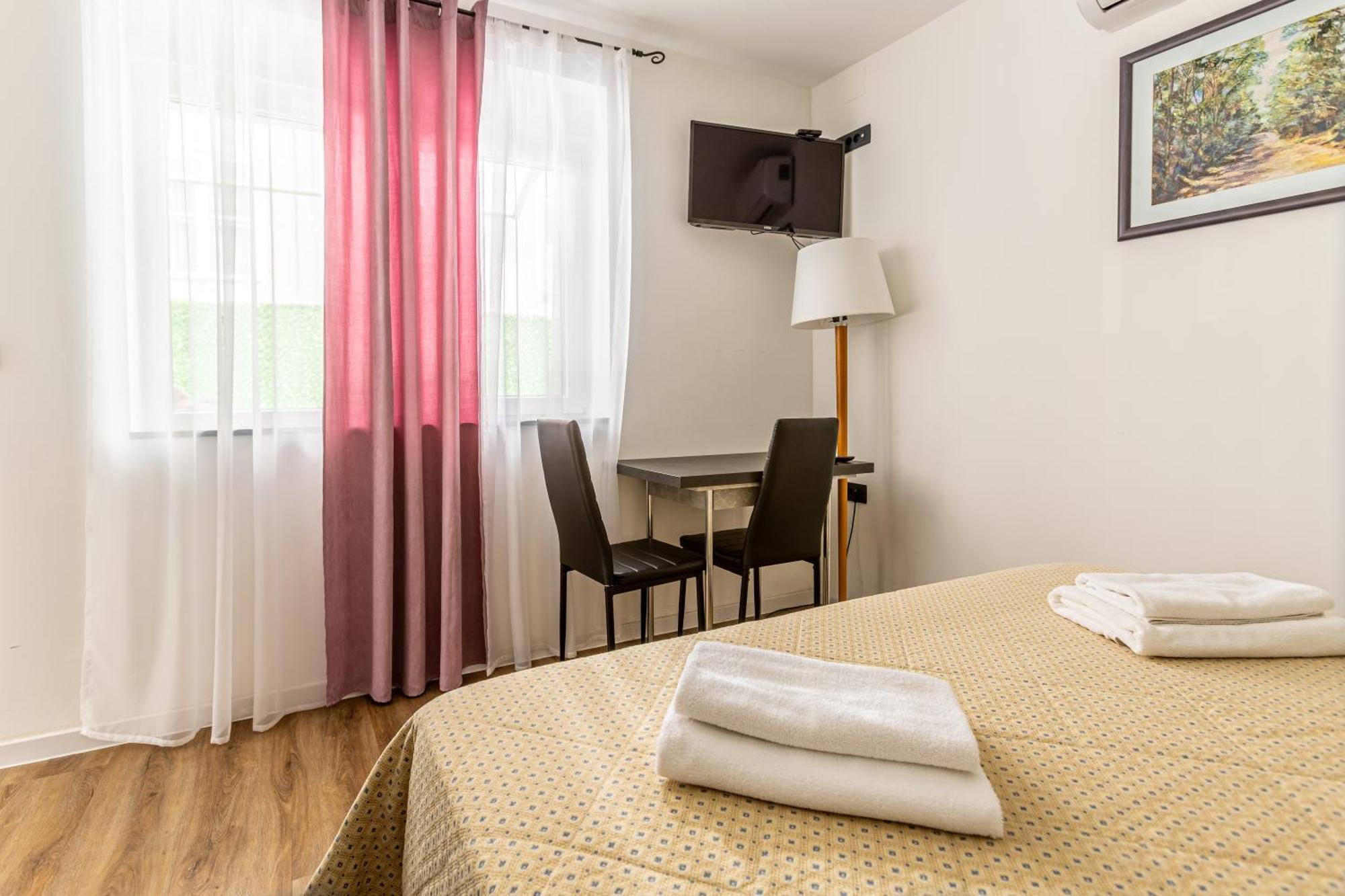 Inn The Center Zagreb Studio Apartment Екстер'єр фото