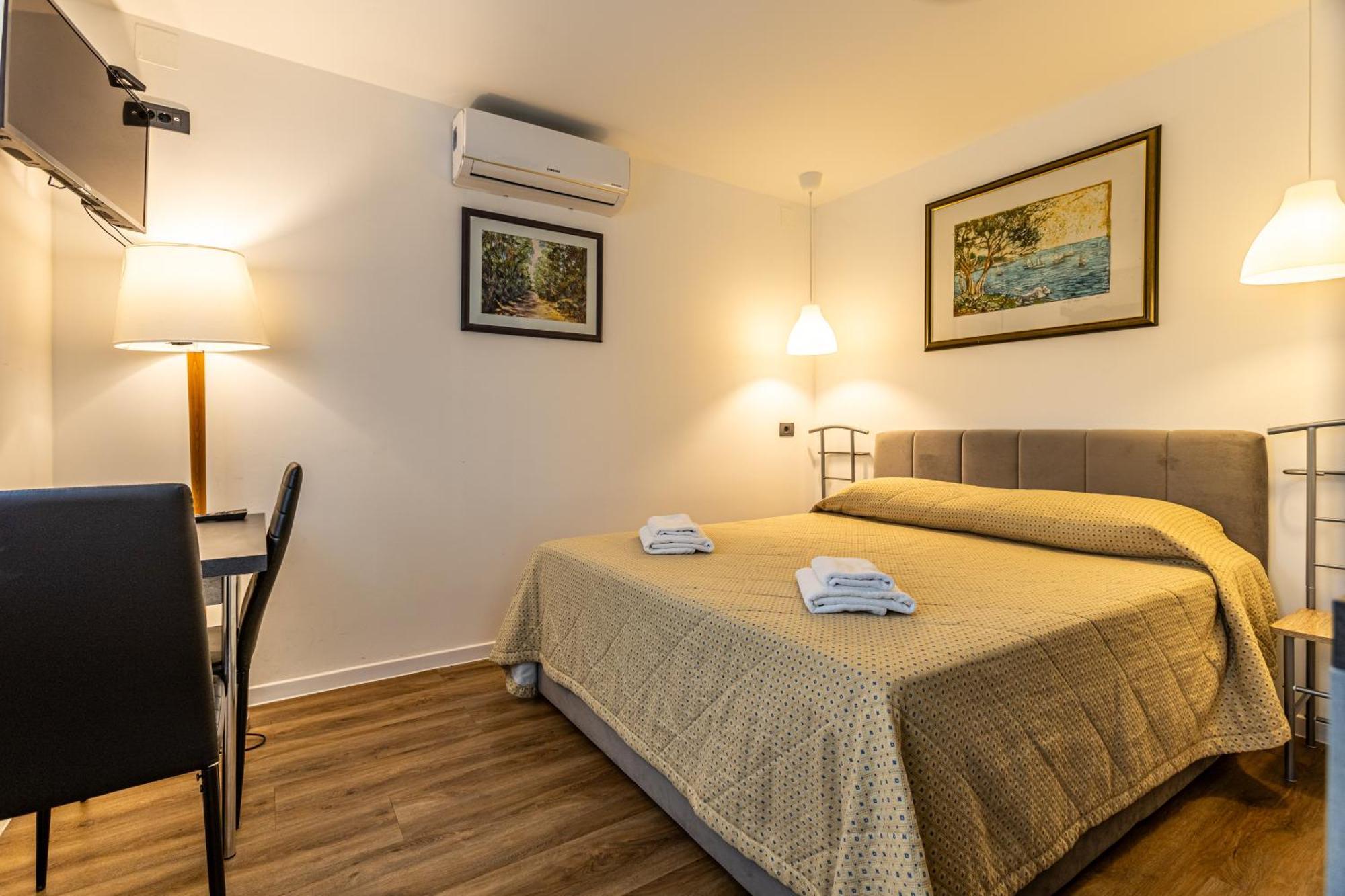 Inn The Center Zagreb Studio Apartment Екстер'єр фото